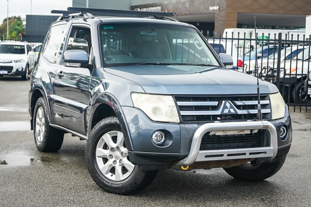 Mitsubishi Pajero image 1