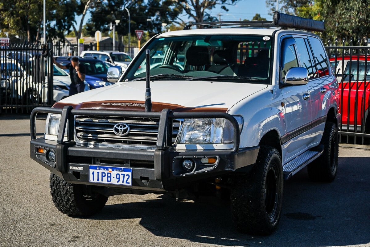 Toyota Landcruiser image 4
