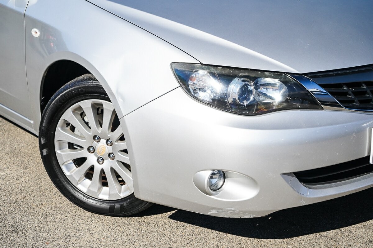 Subaru Impreza image 2