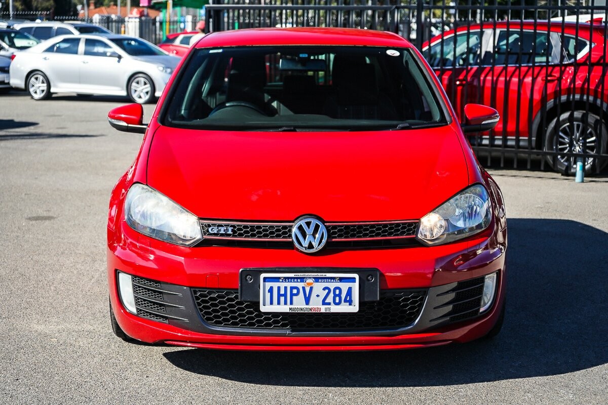 Volkswagen Golf image 3
