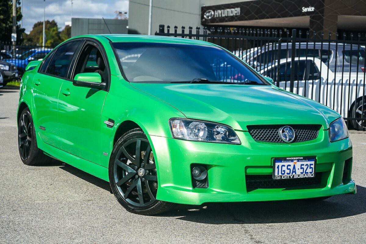 Holden Commodore image 1