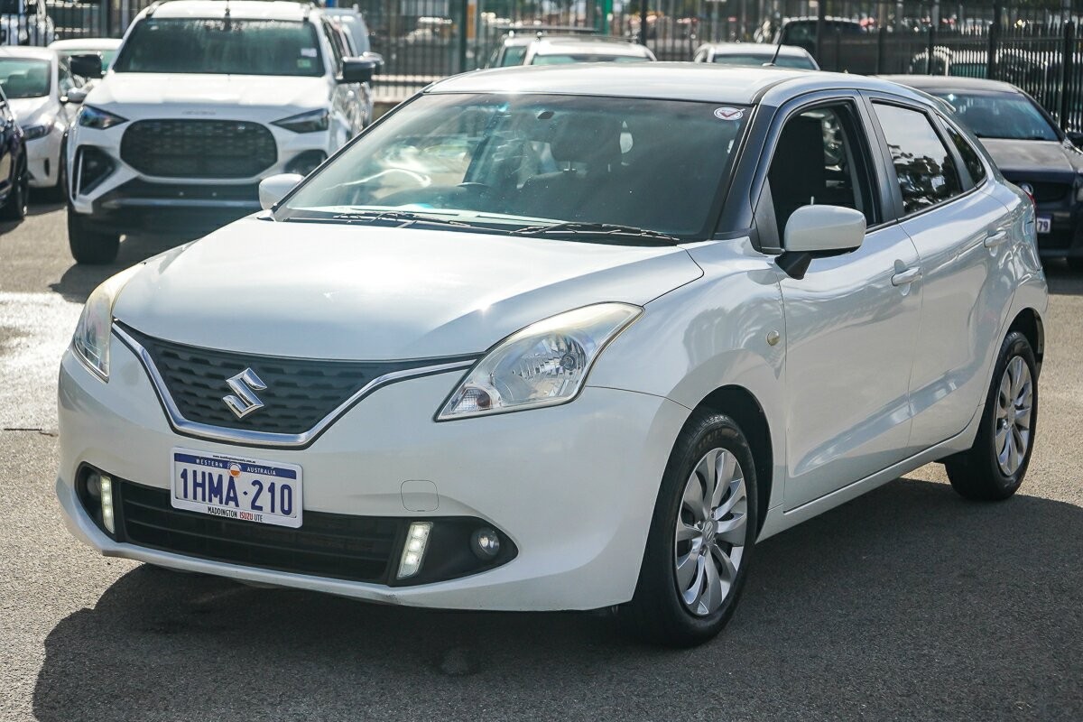 Suzuki Baleno image 4