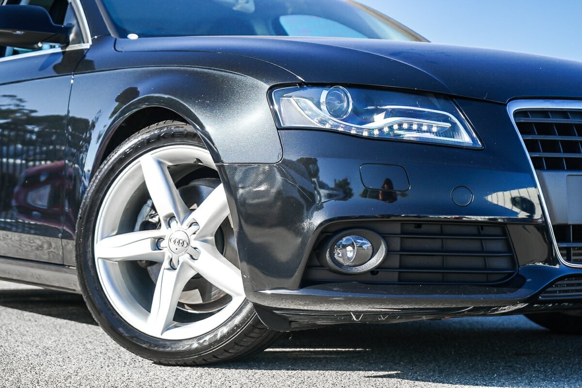 Audi A4 image 2