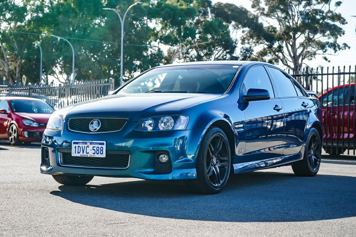 Holden Commodore image 4