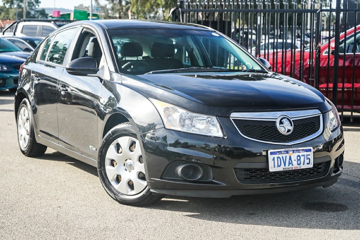 Holden Cruze image 1