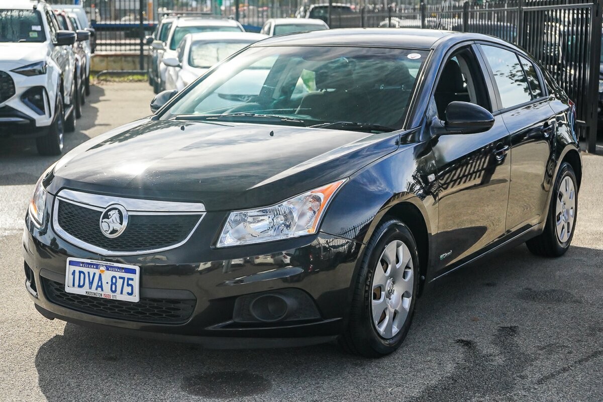 Holden Cruze image 4