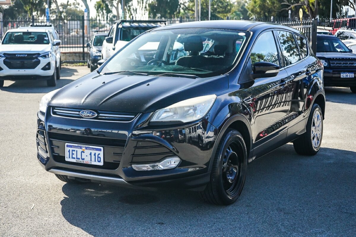 Ford Kuga image 4