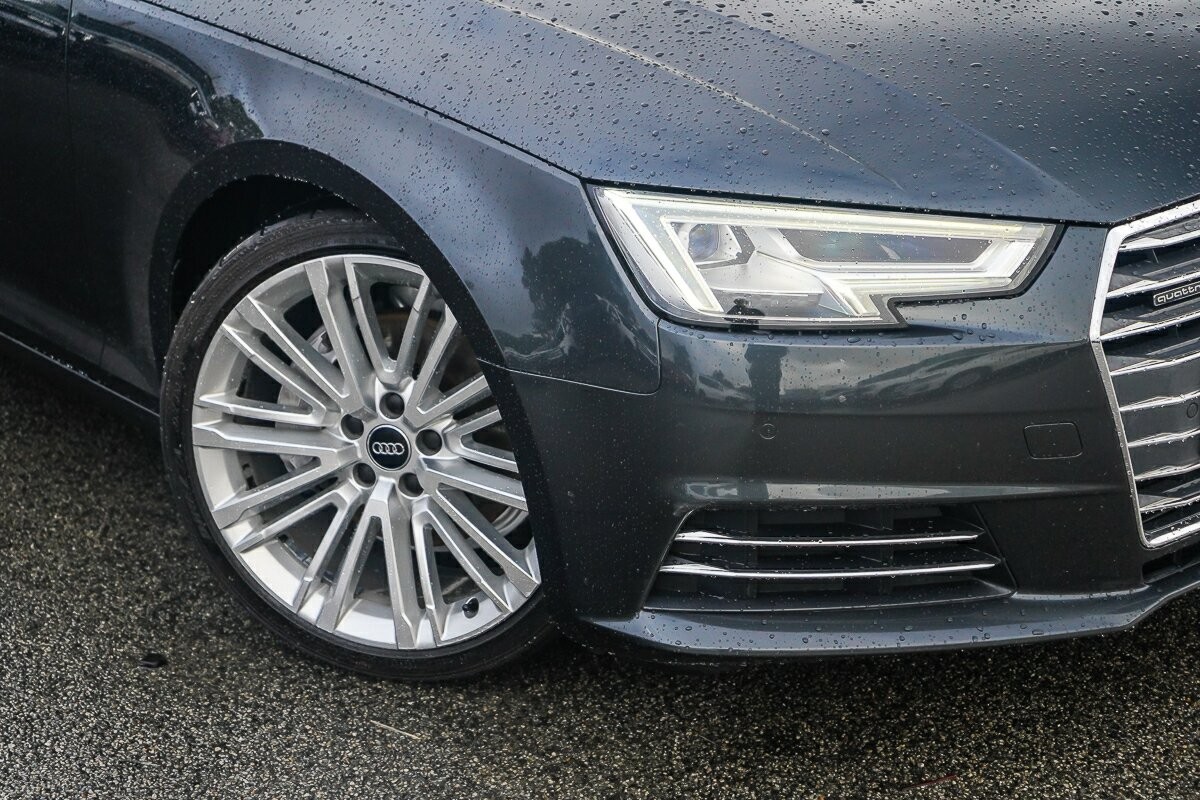 Audi A4 image 2