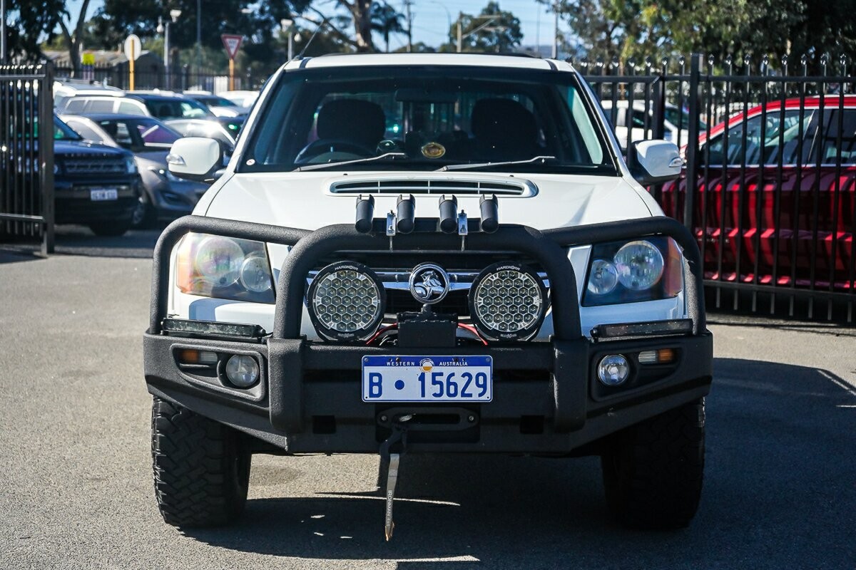 Holden Colorado image 3