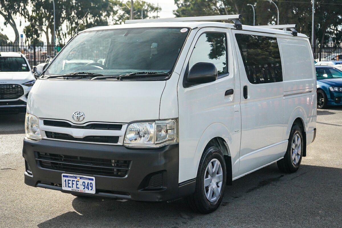 Toyota Hiace image 4