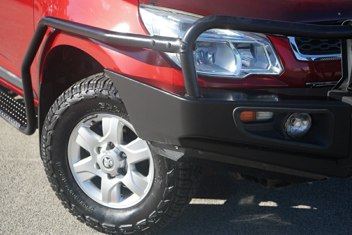 Holden Colorado image 2