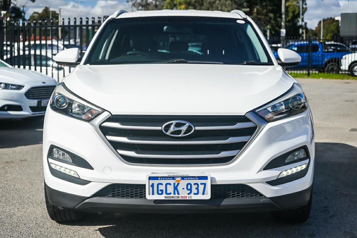 Hyundai Tucson image 3