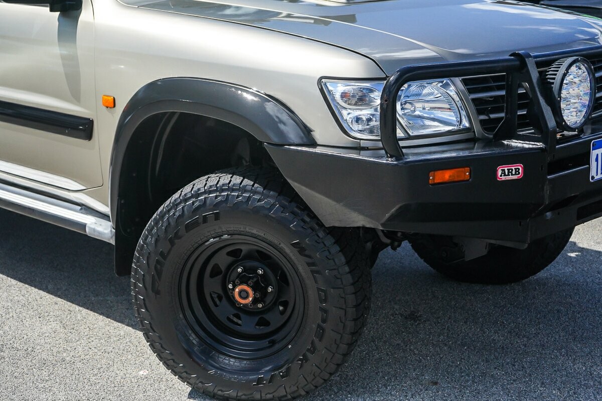 Nissan Patrol image 2