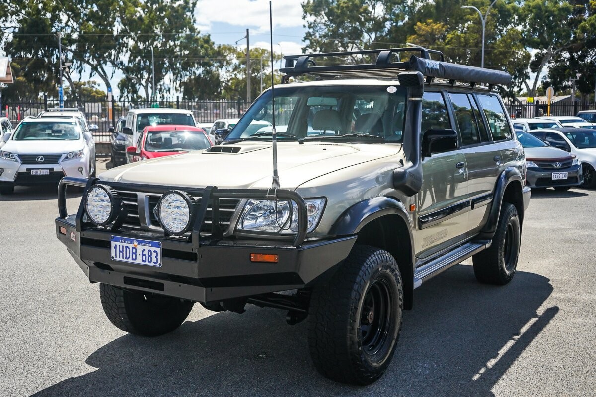 Nissan Patrol image 4