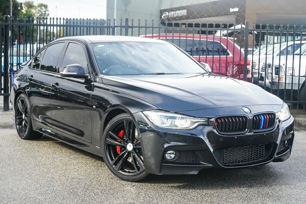 BMW 3 Series image 1