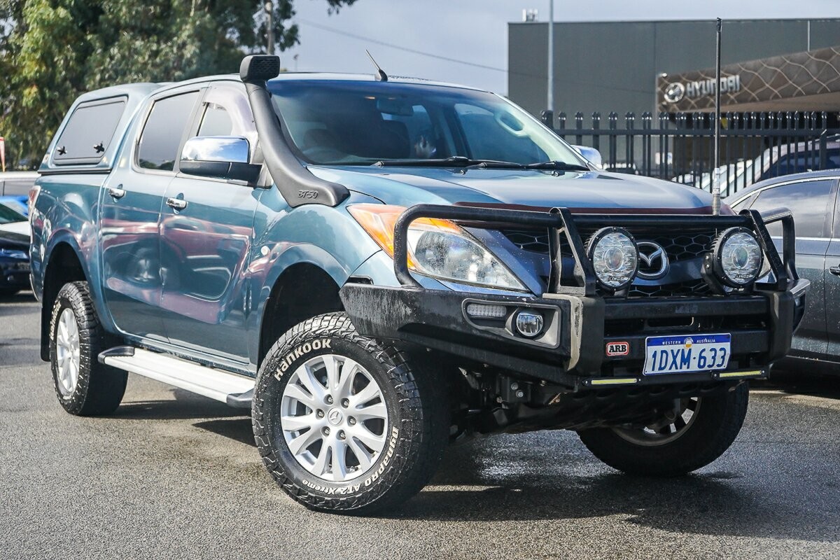 Mazda Bt-50 image 1