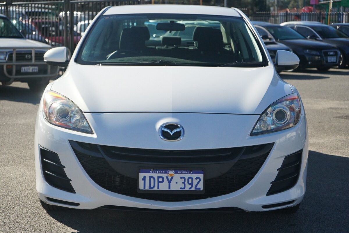 Mazda 3 image 3