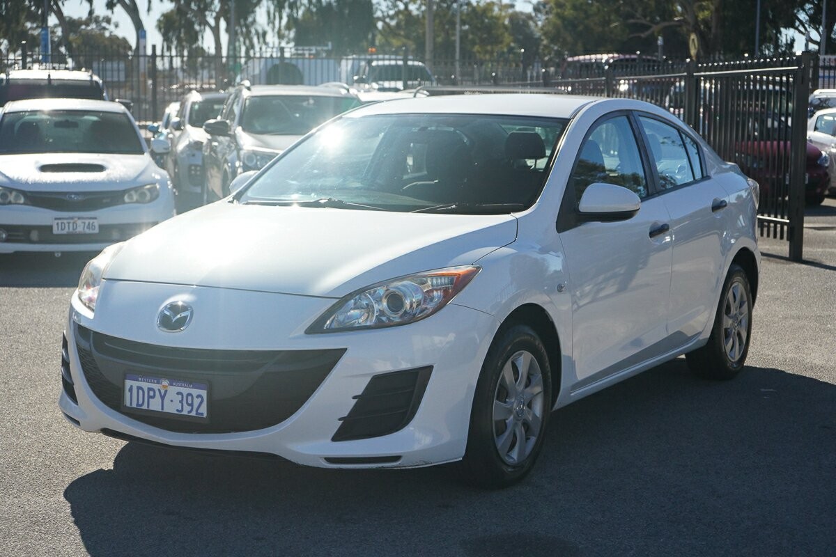 Mazda 3 image 4