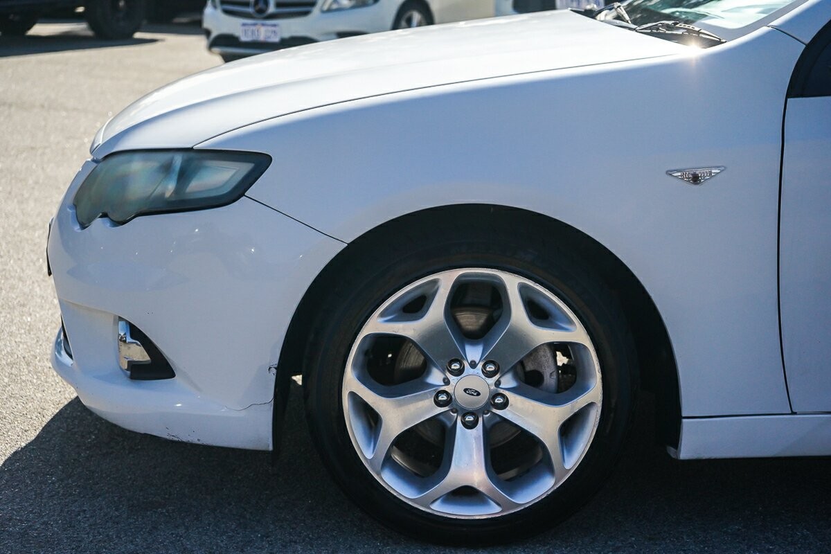 Ford Falcon Ute image 3