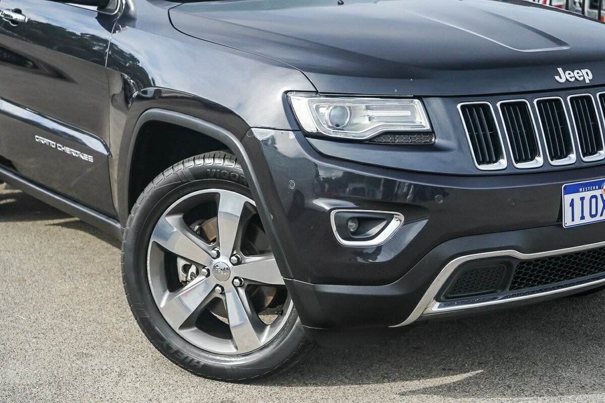 Jeep Grand Cherokee image 2