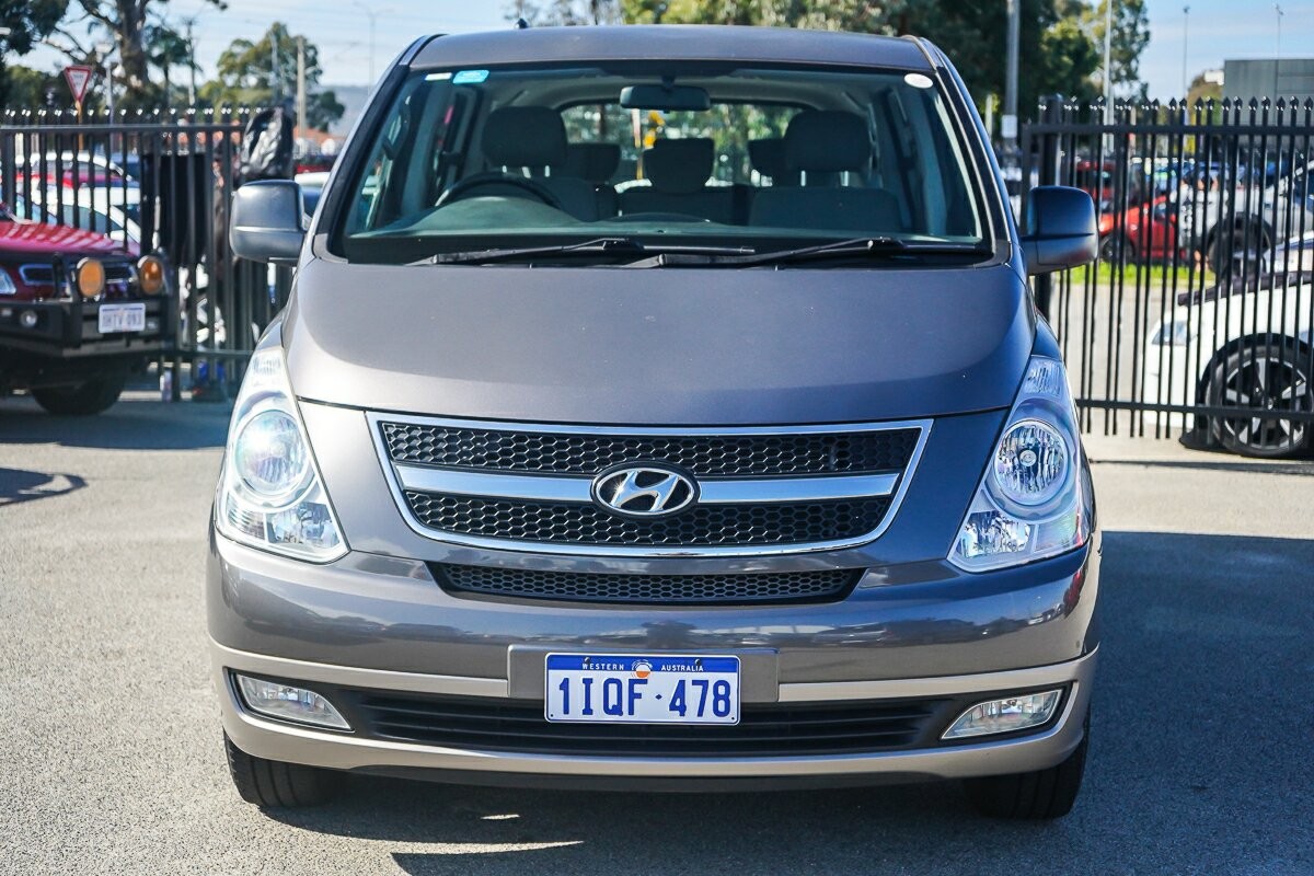 Hyundai Imax image 3