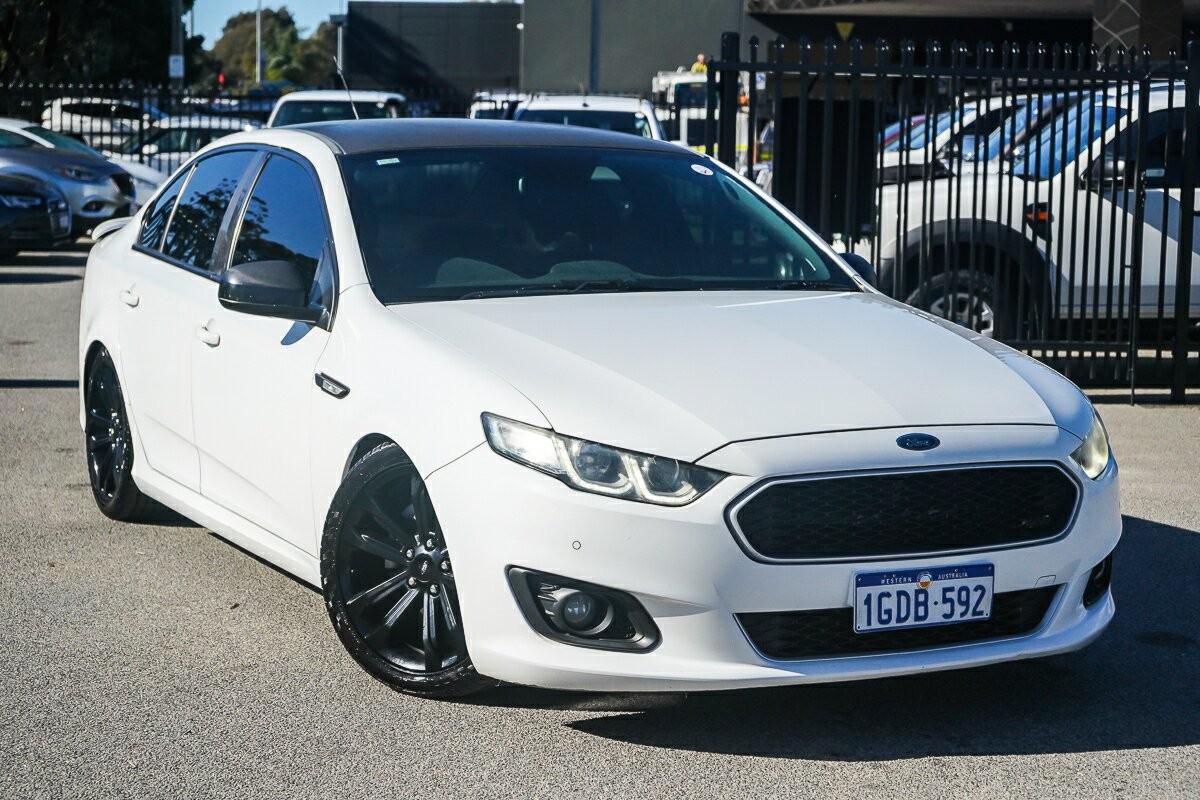 Ford Falcon image 1