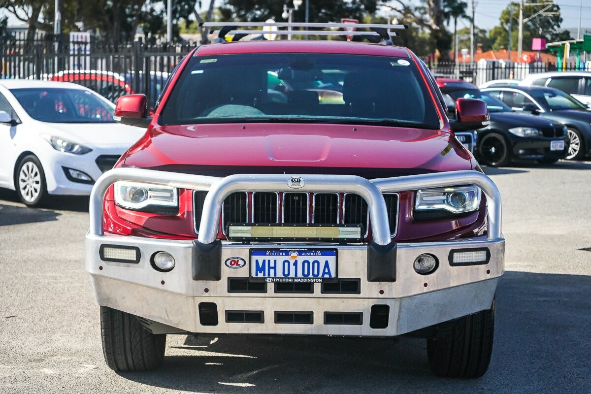 Jeep Grand Cherokee image 3