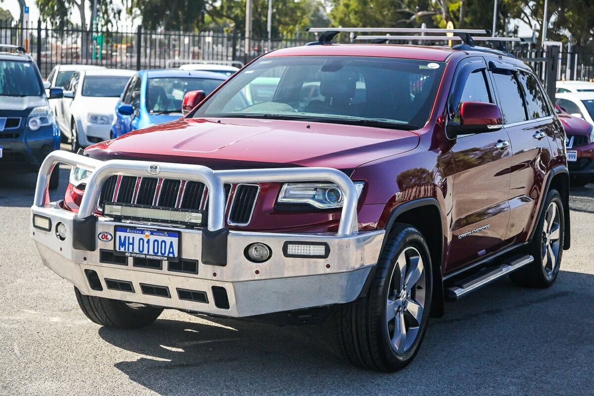 Jeep Grand Cherokee image 4
