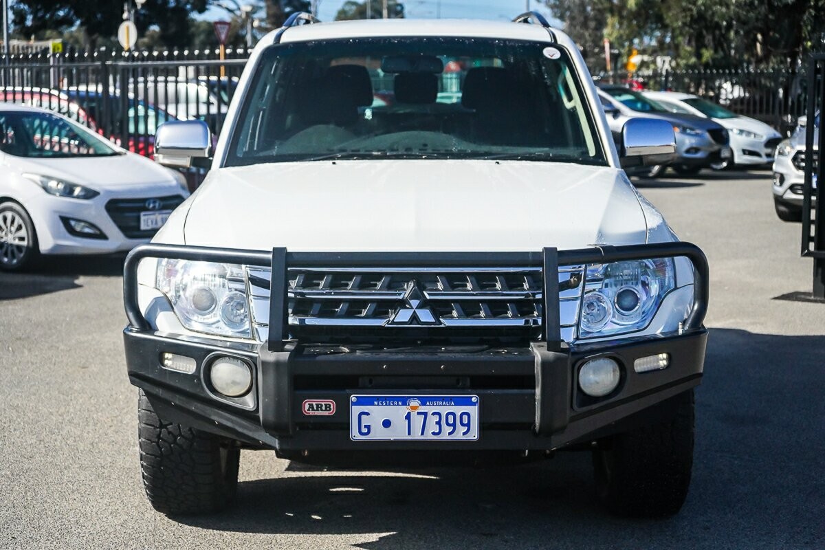 Mitsubishi Pajero image 3