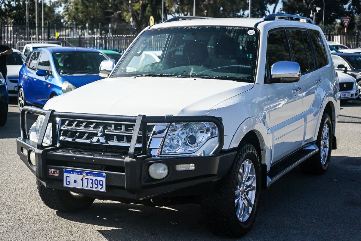 Mitsubishi Pajero image 4