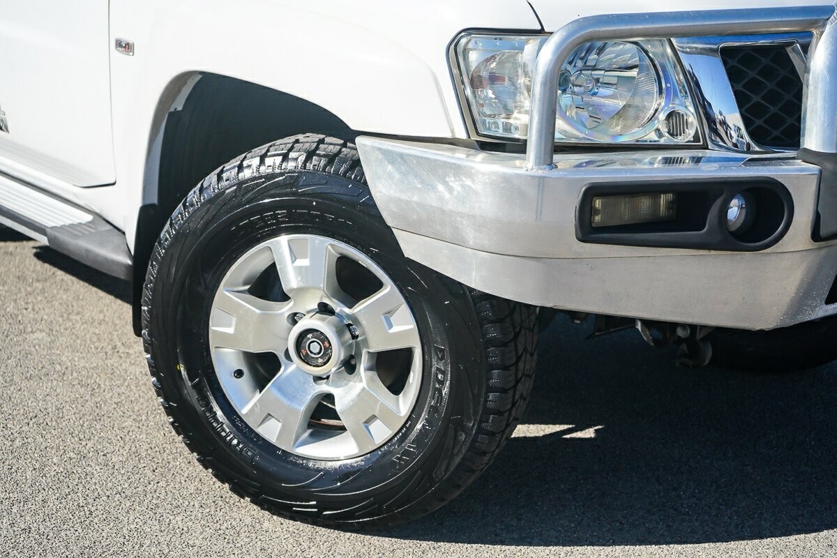 Nissan Patrol image 2