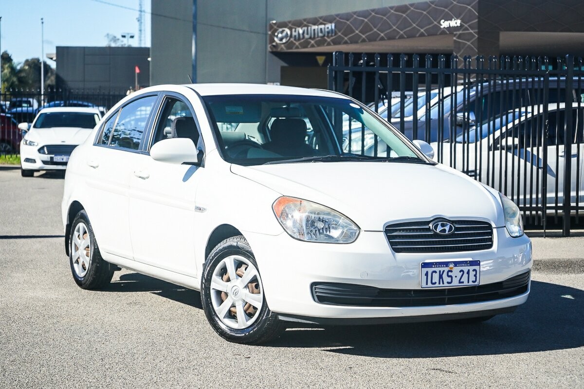 Hyundai Accent image 1