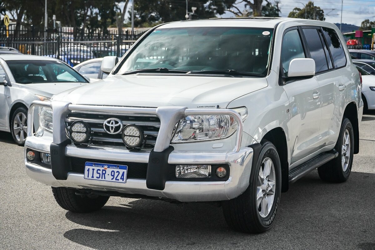 Toyota Landcruiser image 4