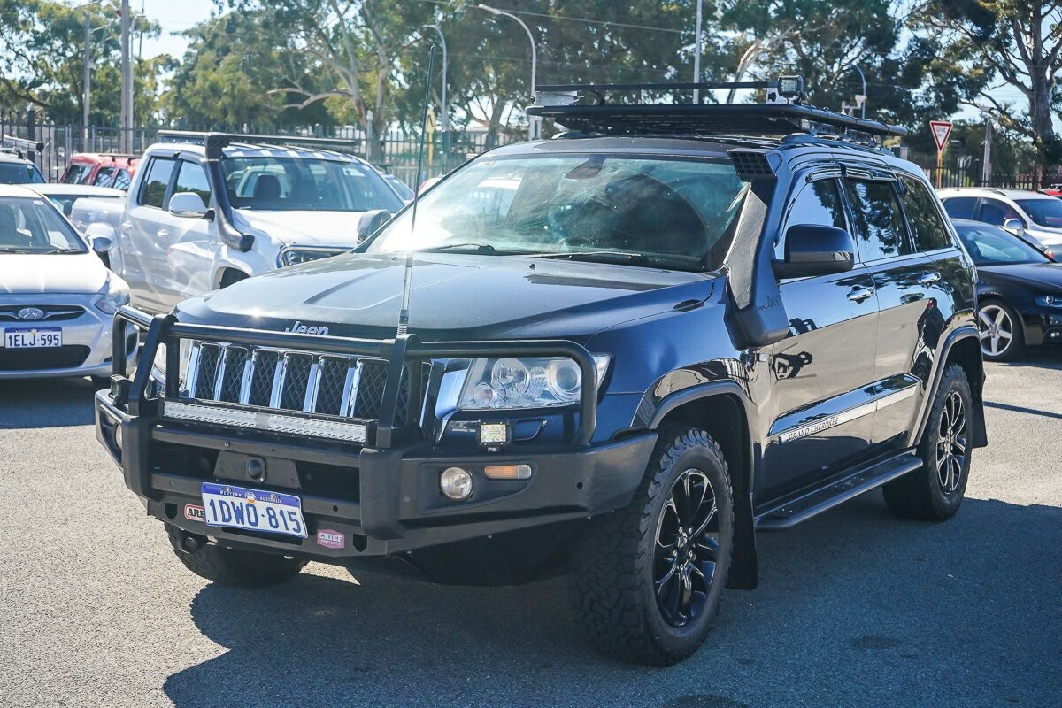 Jeep Grand Cherokee image 4