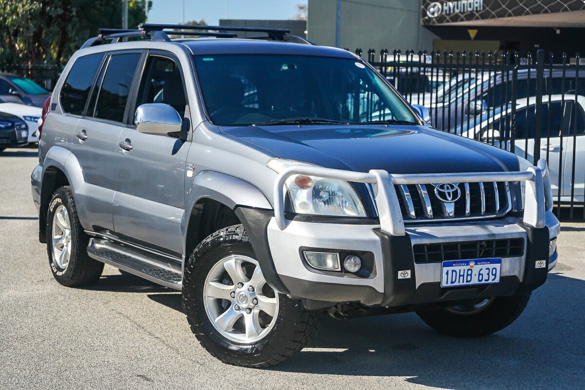 Toyota Landcruiser Prado image 1