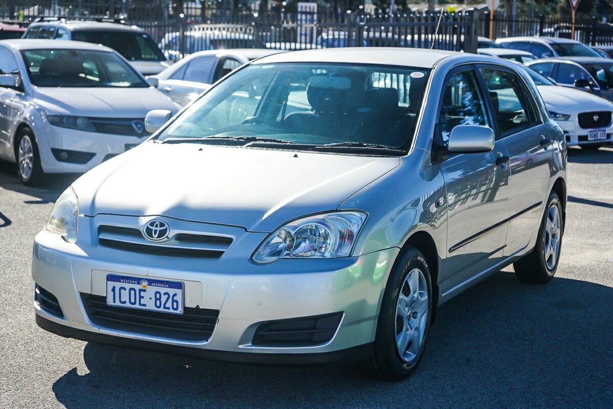 Toyota Corolla image 4