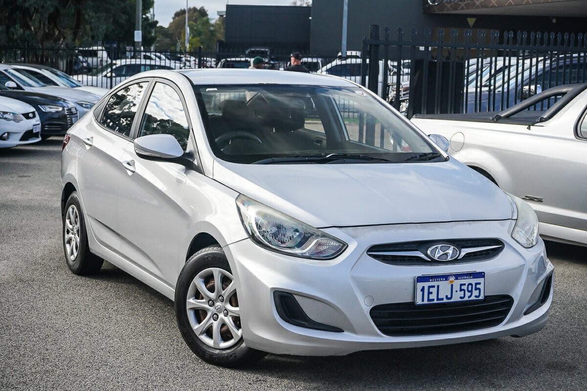 Hyundai Accent image 1