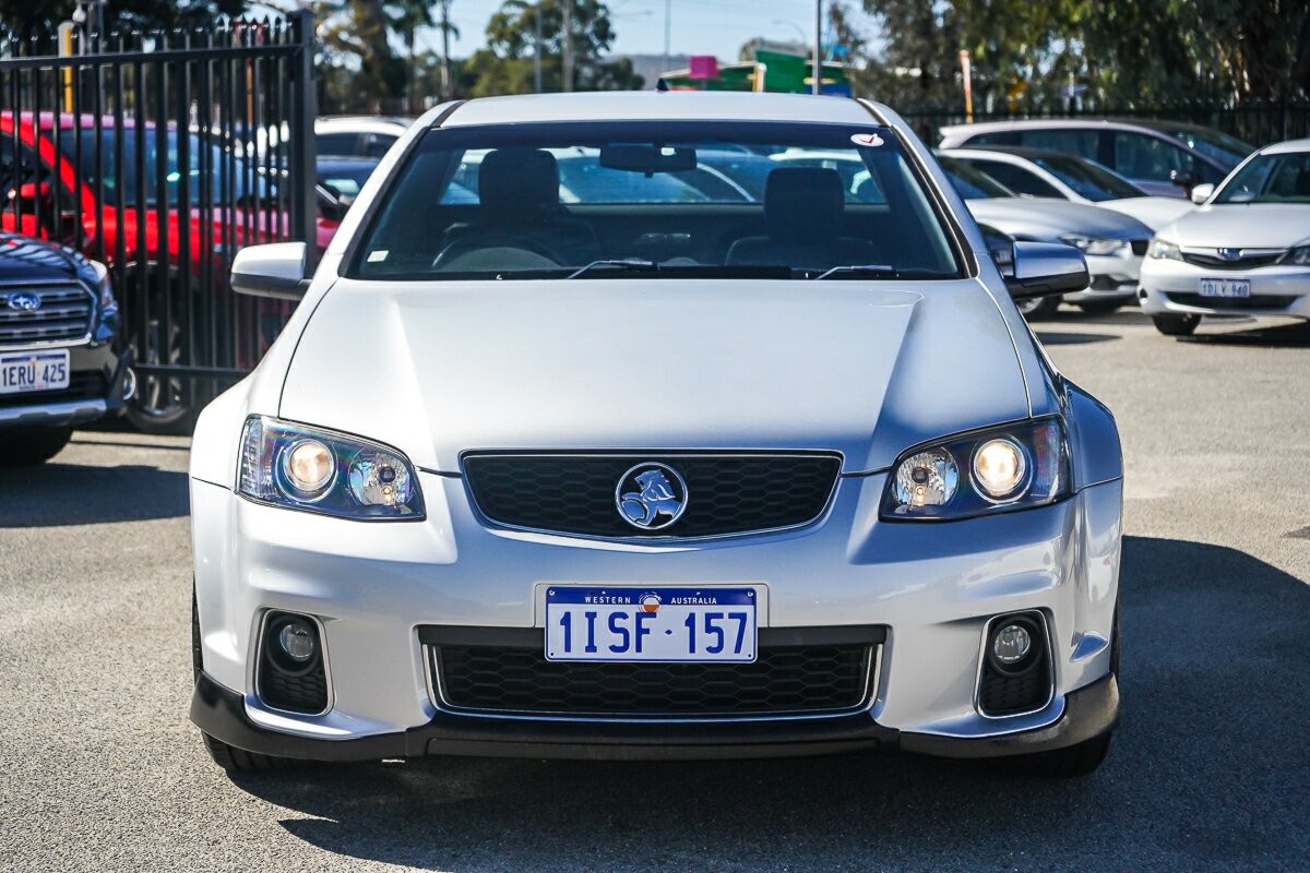 Holden Ute image 3