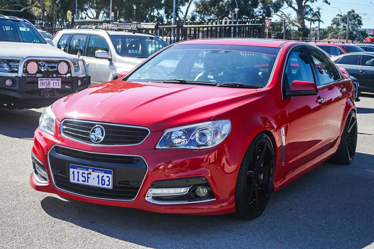 Holden Commodore image 4