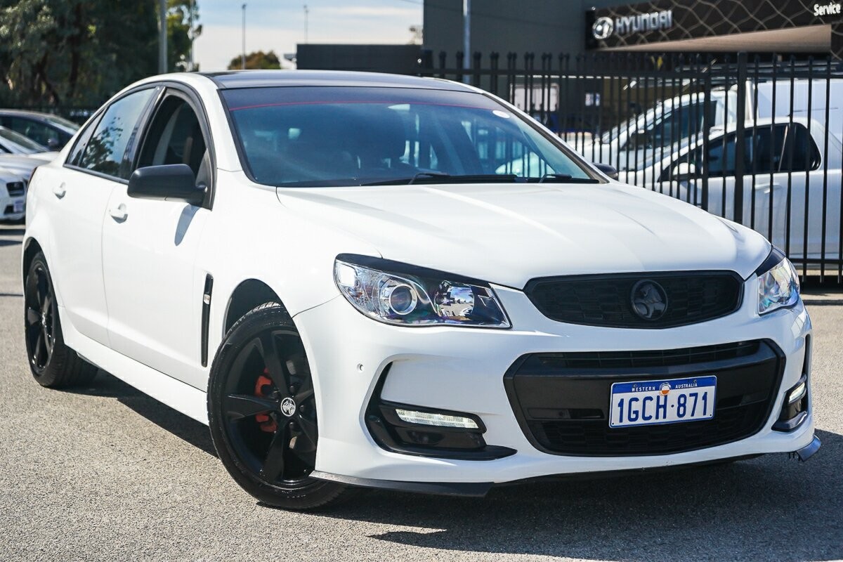 Holden Commodore image 1
