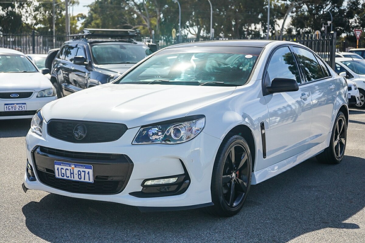 Holden Commodore image 4