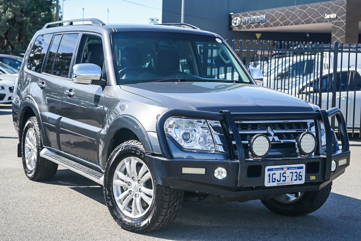 Mitsubishi Pajero image 1