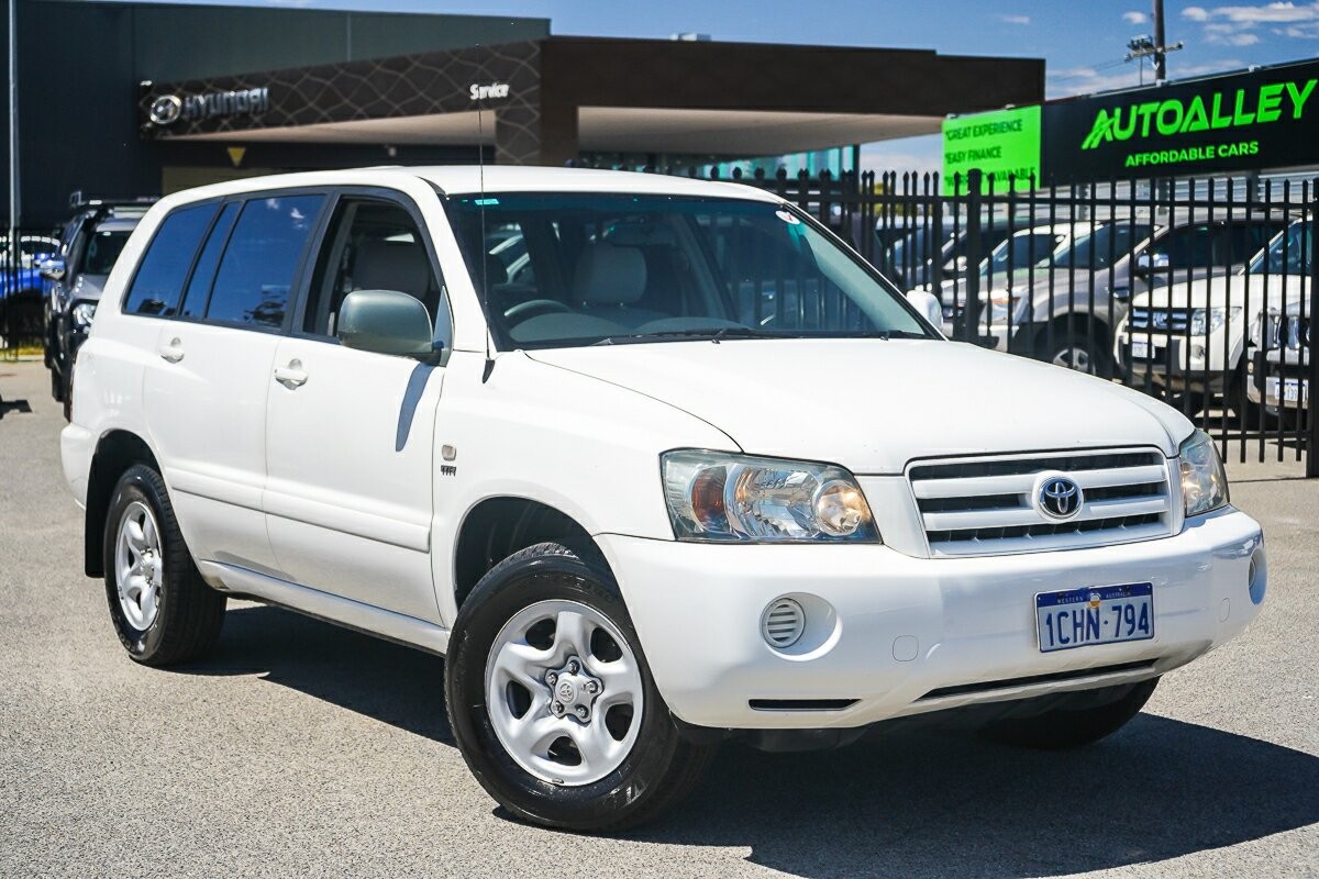 Toyota Kluger image 1