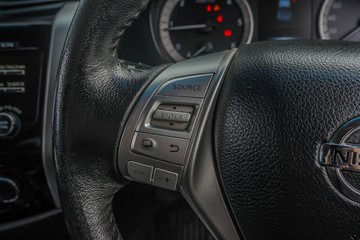 https://vehicle-cdn.autoleague.cloud/4294_81008899_15.jpg