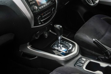 https://vehicle-cdn.autoleague.cloud/4294_81008899_22.jpg