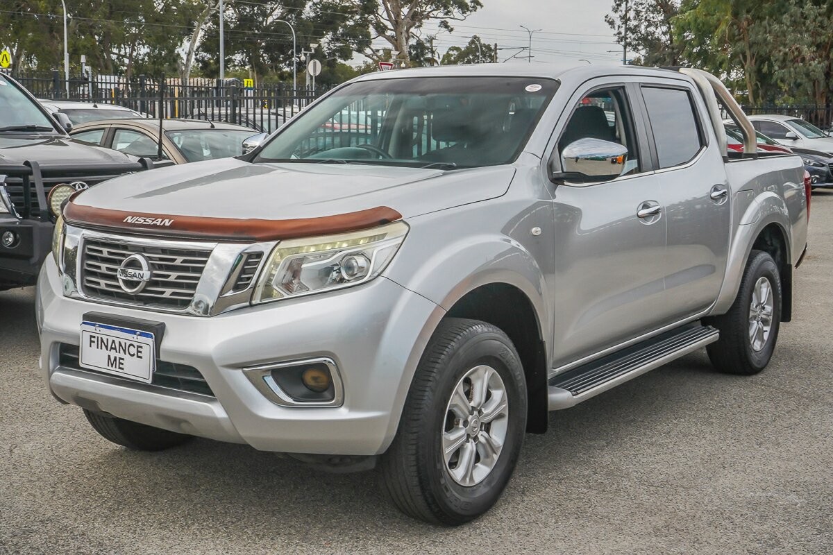 Nissan Navara image 4