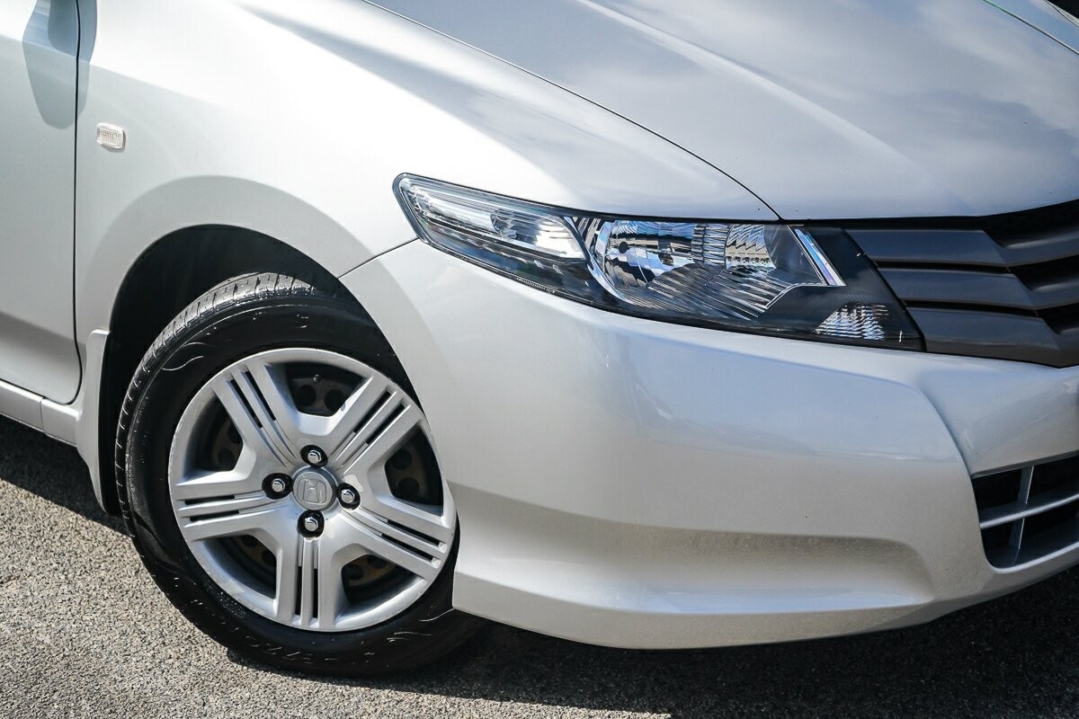 Honda City image 2