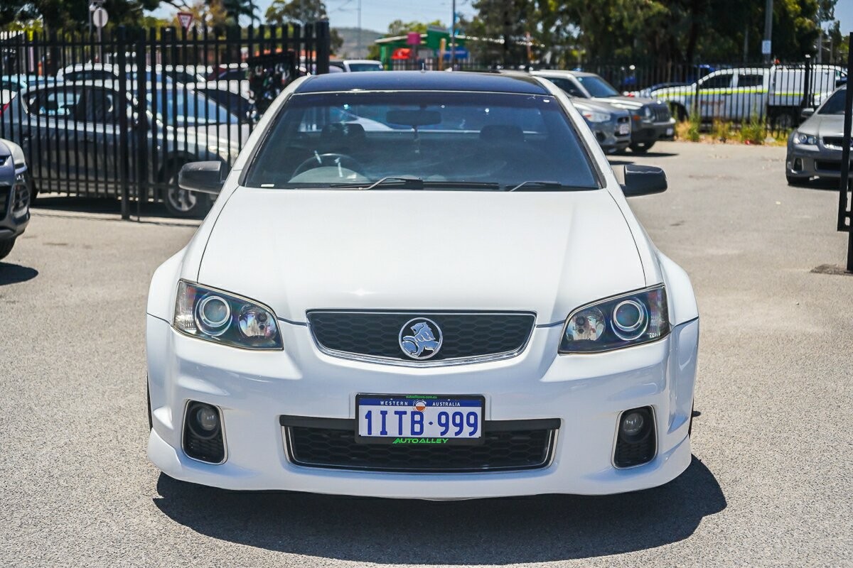 Holden Ute image 3