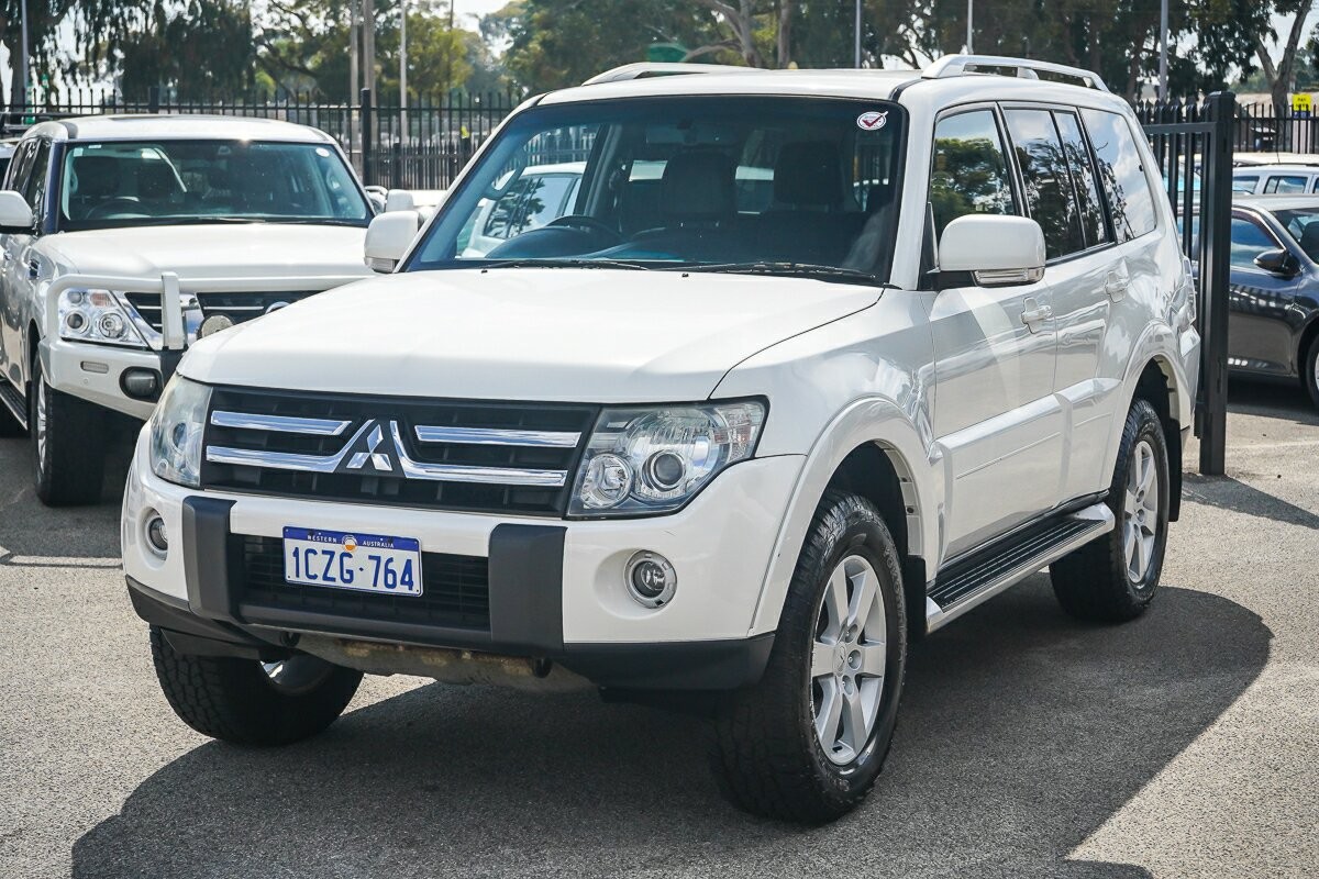 Mitsubishi Pajero image 4