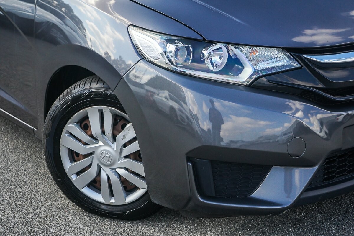 Honda Jazz image 2